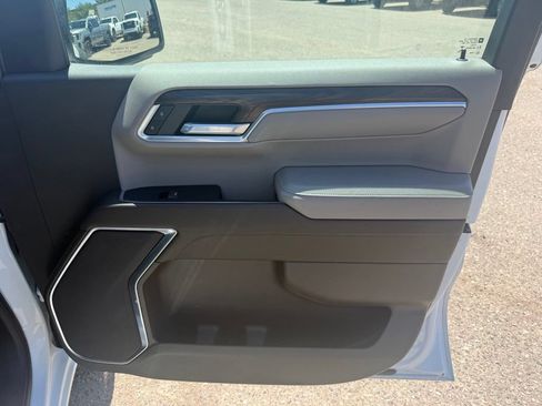 Used 2022 GMC Sierra 1500 SLT w/ X31 Off-Road Package AWD/4WD image 14
