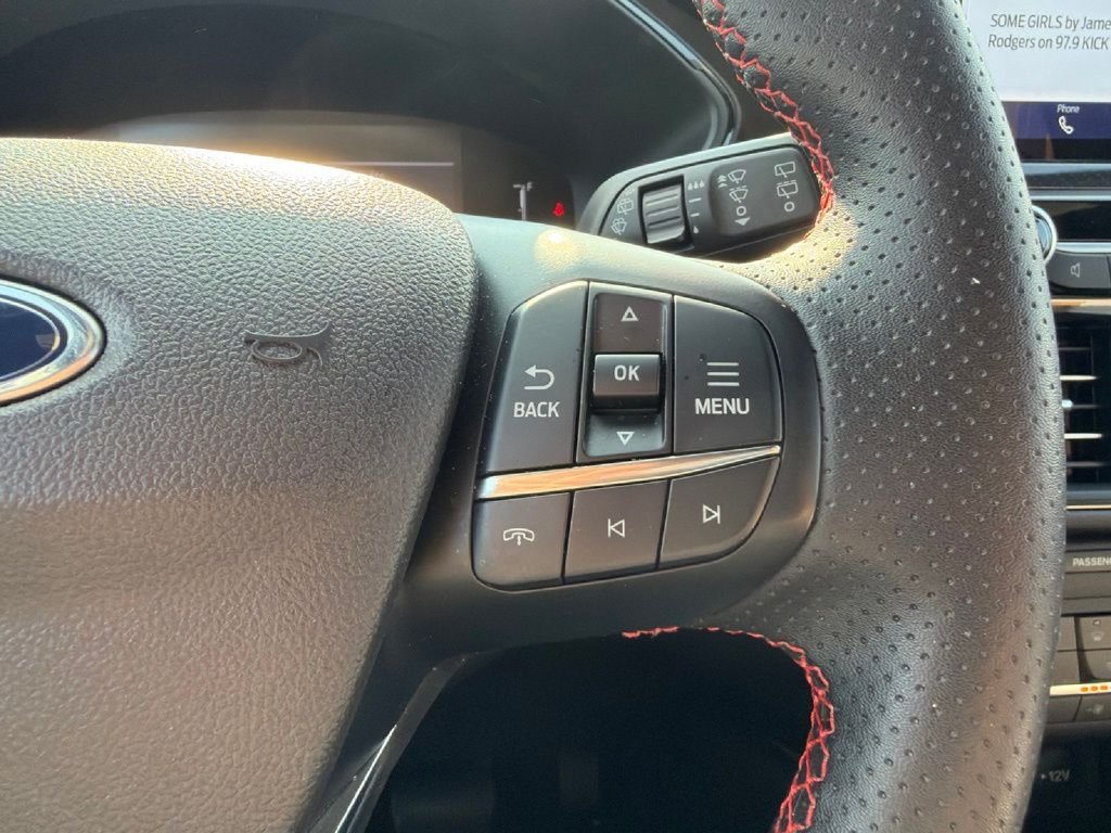 Used 2025 Ford Escape ST-Line AWD/4WD image 19