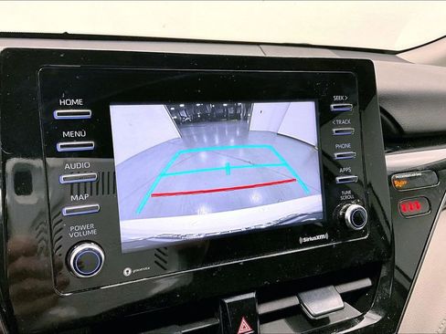 Used 2022 Toyota Camry LE image 28