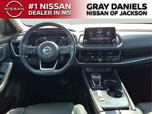 Used 2021 Nissan Rogue SL FWD image 10