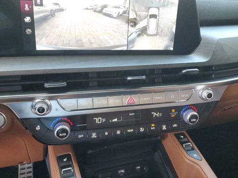 Certified 2024 Kia Telluride SX Prestige X-Line image 26