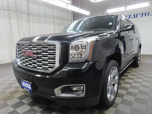 Used 2020 GMC Yukon XL Denali w/ Denali Ultimate Package image 6