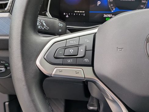 Used 2024 Volkswagen Jetta SE w/ Panoramic Sunroof Package FWD image 17