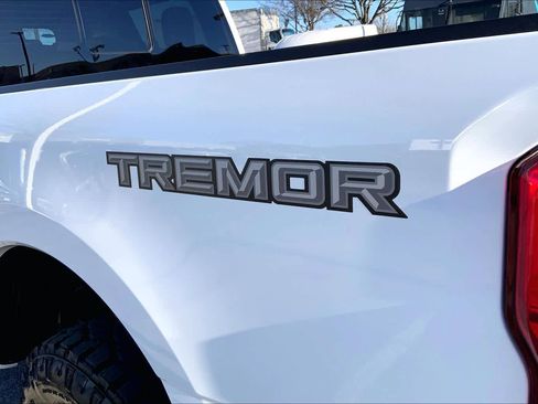 Used 2026 Ford F250 Lariat w/ Tremor Off-Road Package image 9