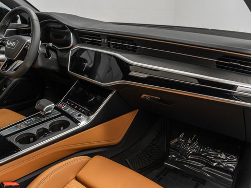 Used 2025 Audi RS 6 performance image 14