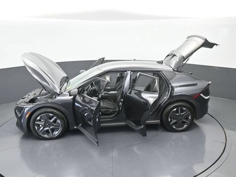 Used 2025 Kia EV6 Light RWD image 63