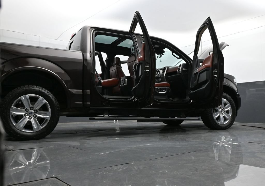 Used 2018 Ford F150 Platinum w/ Technology Package AWD/4WD image 37