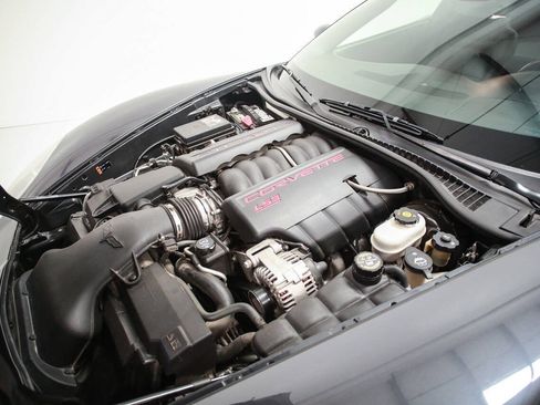 Used 2013 Chevrolet Corvette Coupe RWD image 22