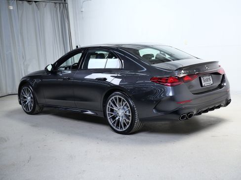 New 2026 Mercedes-Benz E 53 AMG e 4MATIC Sedan image 6