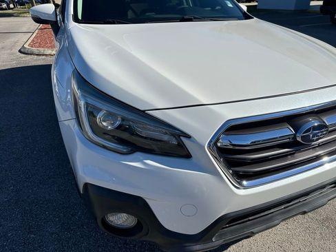 Used 2018 Subaru Outback 2.5i Limited image 15