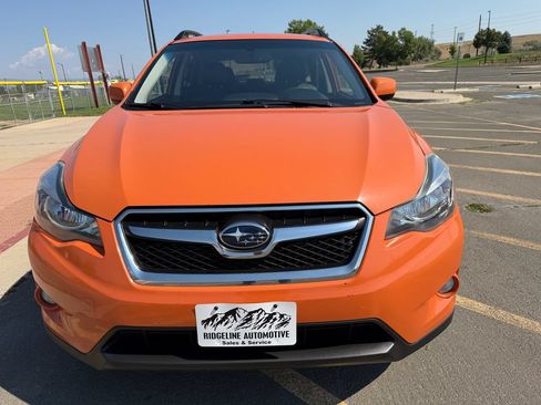 Used 2014 Subaru Crosstrek 2.0i Limited AWD/4WD image 2