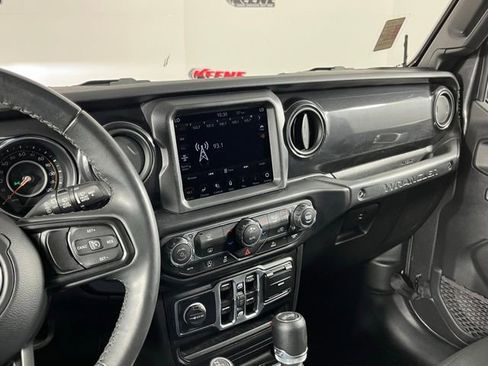 Used 2022 Jeep Wrangler Unlimited Sport AWD/4WD image 18