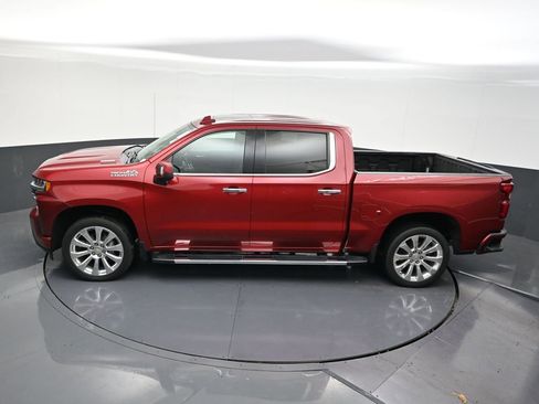 Used 2020 Chevrolet Silverado 1500 High Country w/ Technology Package image 16