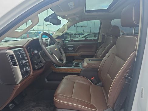 Certified 2018 Chevrolet Silverado 1500 High Country image 9