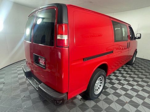 Used 2009 Chevrolet Express 1500 RWD image 8