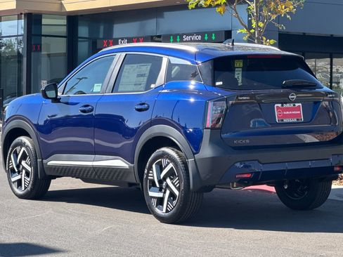 New 2026 Nissan Kicks SV image 6