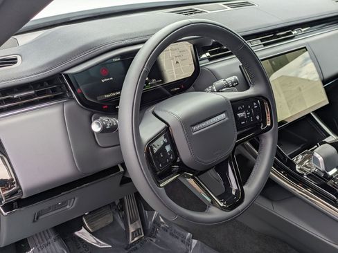 New 2026 Land Rover Range Rover Sport Dynamic SE AWD/4WD image 16