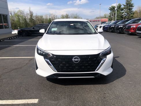 New 2025 Nissan Sentra SV w/ All-Weather Package FWD image 16