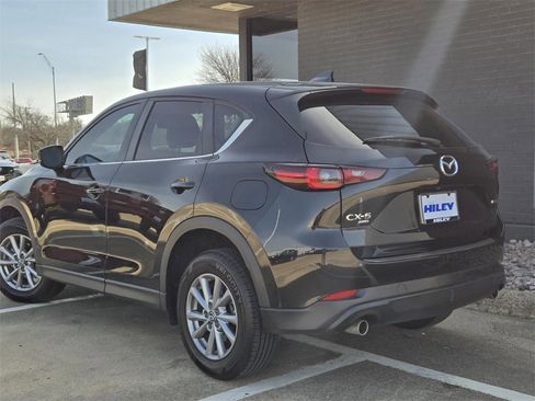 Used 2023 MAZDA CX-5 AWD 2.5 S w/ Select Package image 4
