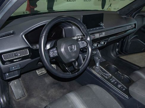 Used 2025 Honda Civic Sport image 5