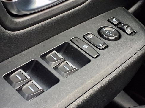 Used 2023 Honda Pilot Elite image 12