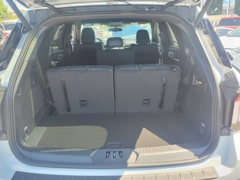 New 2026 Ford Explorer ST-Line RWD image 11