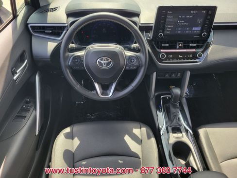 Used 2022 Toyota Corolla Cross XLE w/ Black Badges Package (TMS) AWD/4WD image 12