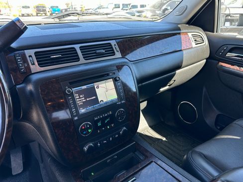 Used 2013 GMC Sierra 3500 Denali image 18