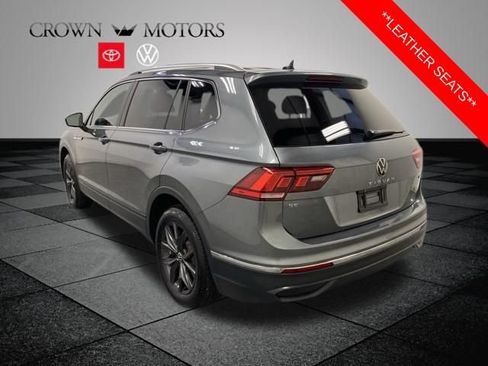 Used 2024 Volkswagen Tiguan SE AWD/4WD image 4