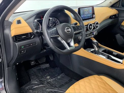 Certified 2025 Nissan Sentra SV w/ SV Premium Package FWD image 15