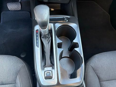 Used 2024 Chevrolet Trax LS image 28