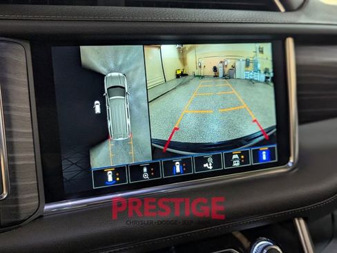 Used 2024 GMC Yukon Denali image 23