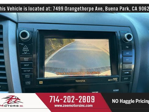 Used 2010 Toyota Sequoia Limited image 38