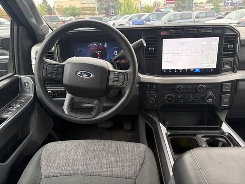 Used 2023 Ford F250 XLT w/ XLT Premium Package AWD/4WD image 11