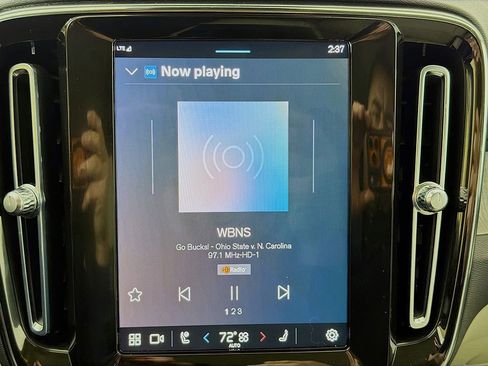 Used 2023 Volvo XC40 B5 Plus w/ Driver Assist Package image 35