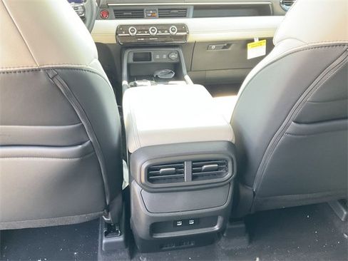 Certified 2026 Honda Passport RTL image 29