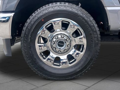 Used 2025 Ford F250 Lariat w/ Chrome Package image 10