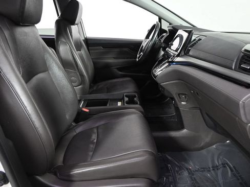 Used 2018 Honda Odyssey Elite image 8