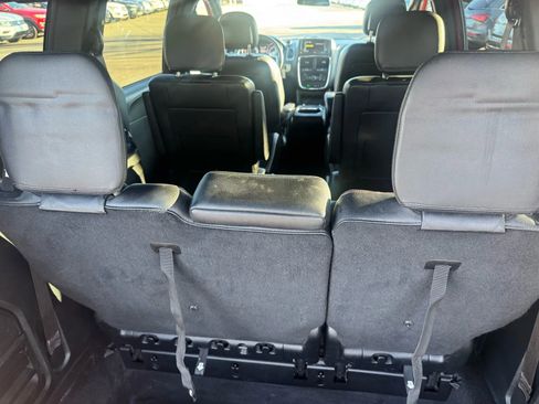 Used 2014 Dodge Grand Caravan R/T image 20