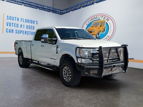 Used 2021 Ford F250 Lariat w/ Lariat Ultimate Package image 3