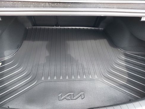 New 2026 Kia K5 LXS image 13