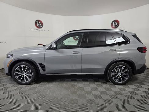 Used 2025 BMW X5 xDrive40i w/ M Sport Package image 6