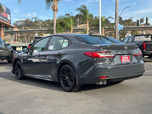 New 2026 Toyota Camry SE w/ Convenience Package FWD image 12