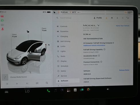 Used 2023 Tesla Model Y Long Range AWD/4WD image 31