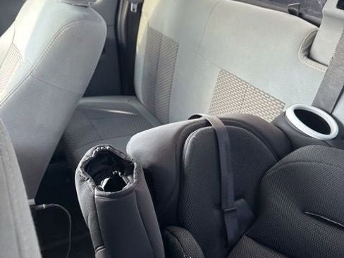 Used 2012 Ford F250 XLT w/ Snow Plow Prep Pkg image 18