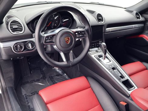 Certified 2022 Porsche 718 Boxster RWD image 4