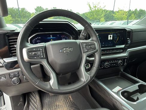 Used 2025 Chevrolet Silverado 2500 LTZ w/ Trail Boss Package AWD/4WD image 26