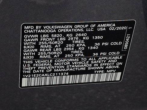 Used 2020 Volkswagen Atlas Cross Sport SE image 27