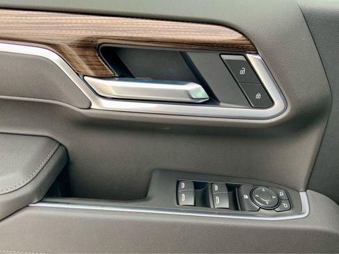 New 2026 Chevrolet Silverado 1500 LT w/ Leather Package image 51