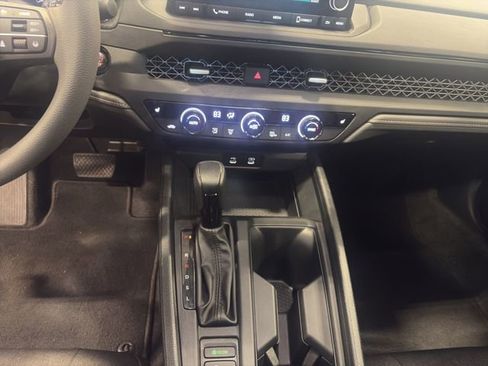 Certified 2023 Honda Accord EX image 15